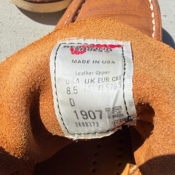 Red Wing Shoes Tan Leather Men's Boots - Picture 4 of 7